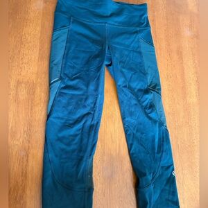 Lululemon pants size 4